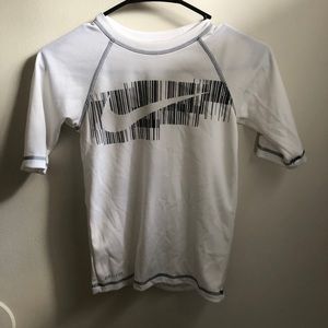 Nike dri fi shirt